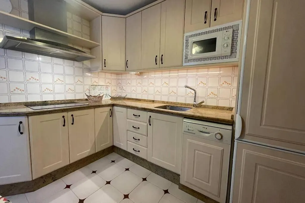 GRAN Y MAGNÍFICO APARTAMENTO EN MáLAGA